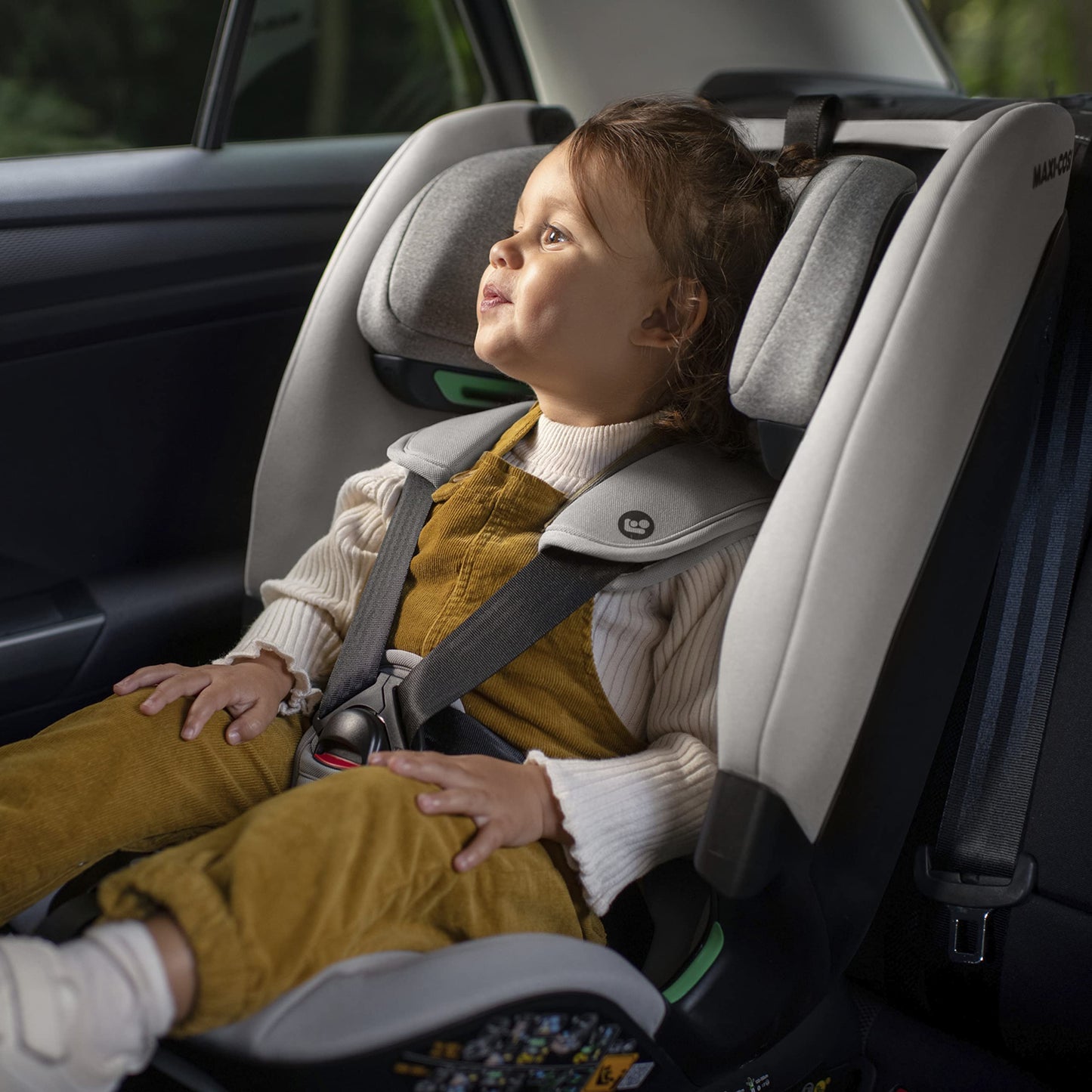 Maxi-Cosi Titan Plus i-Size, Mitwachsender Kinderautositz, 15 Monate-12 Jahre, Graphite